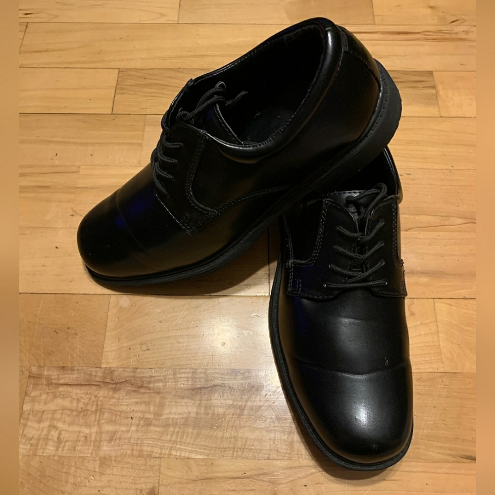 Boys black casual shoes